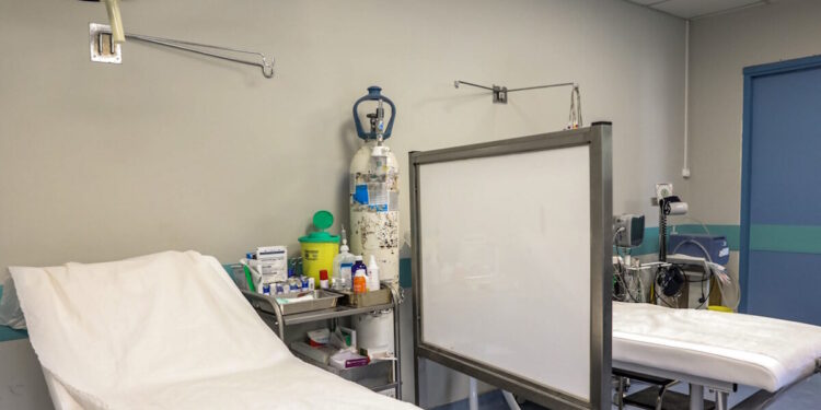 Βόλος: Με ιογενή μηνιγγίτιδα μαθητής δημοτικού – Νοσηλεύεται στο νοσοκομείο