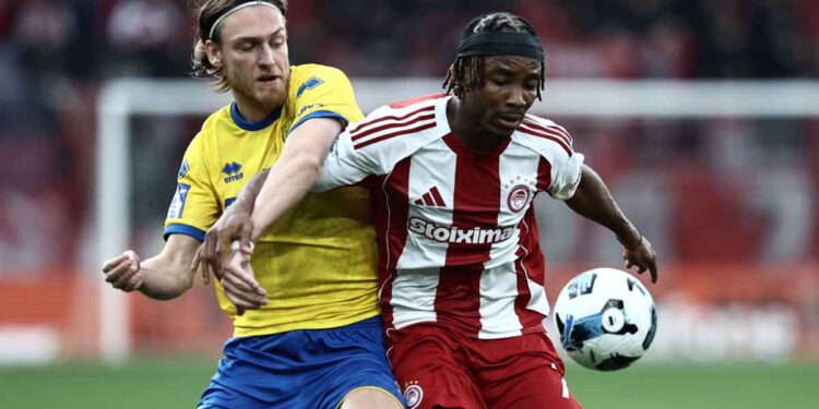 Παναιτωλικός: Ήττα 2-0 από τον Ολυμπιακό στο «Γ. Καραϊσκάκης» (φωτο)