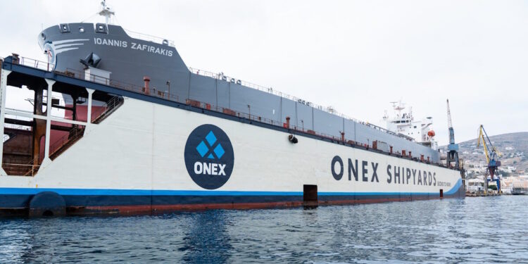 ONEX: Επανεκκίνηση του Syncrolift στα ναυπηγεία Σύρου μετά από 15 χρόνια για ανέλκυση και συντήρηση πλοίων