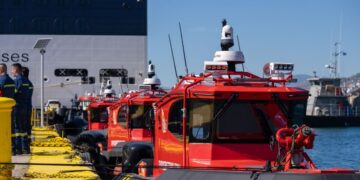 Τα 5 υπερσύγχρονα ταχύπλοα που μπαίνουν στο δυναμικό της Πυροσβεστικής: «Αποκτά παρουσία και στη θάλασσα»