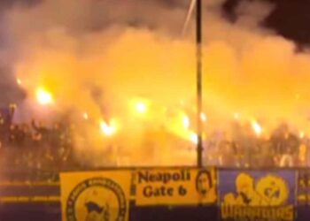 Θύρα 6 – Warriors: «Πέταλο θα χτίσω στον παράδεισο» – Το συγκινητικό αντίο στον Βάιο Μουτόπουλο (video)