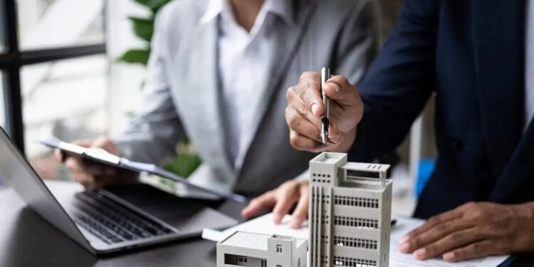 Τράπεζες: Τι ενθαρρύνει τη ζήτηση για στεγαστικά δάνεια – Οι όροι στις συμβάσεις και οι νέες τάσεις στην αγορά 
