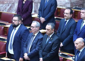 Σπαρτιάτες: Οριστικά αθώοι οι 11 πρώην βουλευτές και ο Ηλίας Κασιδιάρης για εξαπάτηση ψηφοφόρων