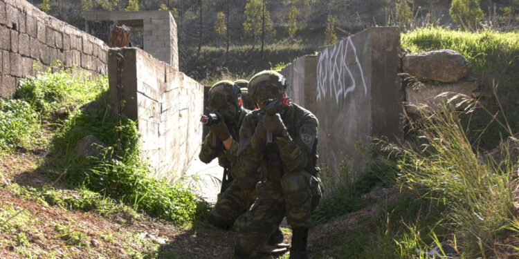 Νέο μοντέλο από σήμερα στη στρατιωτική θητεία: Αλλαγή στη βασική εκπαίδευση, αύξηση της μηνιαίας αποζημίωσης