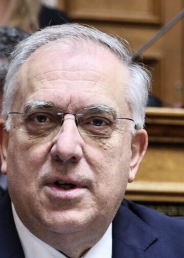 Θεοδωρικάκος: Νέος επιμελητηριακός νόμος το 2026