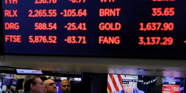 Wall Street: Κλείσιμο με απώλειες εν μέσω ανησυχίας για την τεχνητή νοημοσύνη