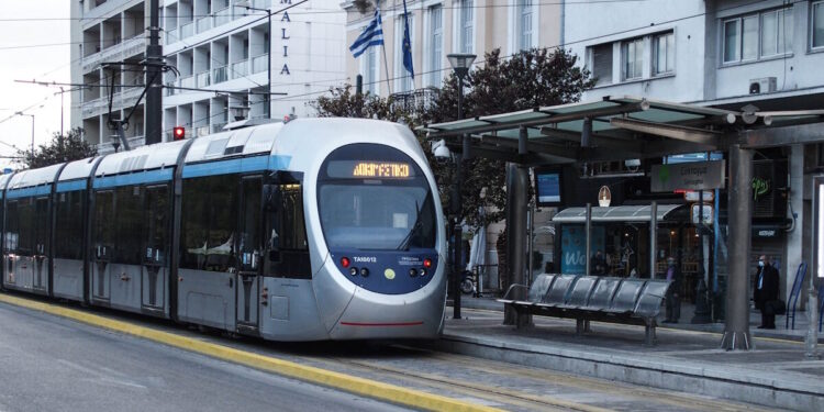 ΣΤΑΣΥ: Τροποποιήσεις στα δρομολόγια του Τραμ στη γραμμή «Πικροδάφνη – Σύνταγμα» το Σαββατοκύριακο