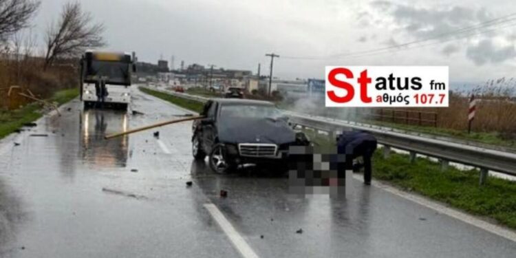 Θεσσαλονίκη: Νεκρός 44χρονος σε τροχαίο δυστύχημα – Εκσφενδονίστηκε από το αυτοκίνητό του το θύμα