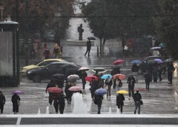 Κακοκαιρία – Γιώργος Τσατραφύλλιας: Βροχές, χαλάζι και θυελλώδεις νοτιάδες από την Τετάρτη μέχρι και την Κυριακή – Θα χτυπήσει και την Αττική την Τσικνοπέμπτη