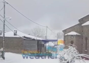 Στα λευκά «ντύθηκαν» Κοζάνη, Γρεβενά, Καστοριά και Φλώρινα – Μεγάλα προβλήματα στο οδικό δίκτυο της βόρειας Ελλάδας