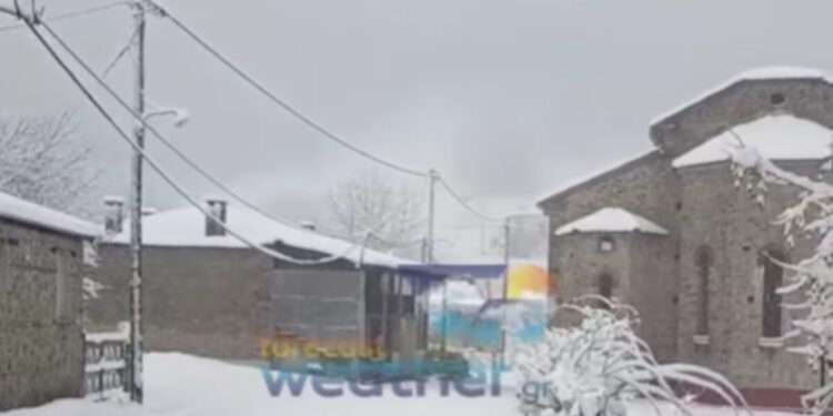 Στα λευκά «ντύθηκαν» Κοζάνη, Γρεβενά, Καστοριά και Φλώρινα – Μεγάλα προβλήματα στο οδικό δίκτυο της βόρειας Ελλάδας