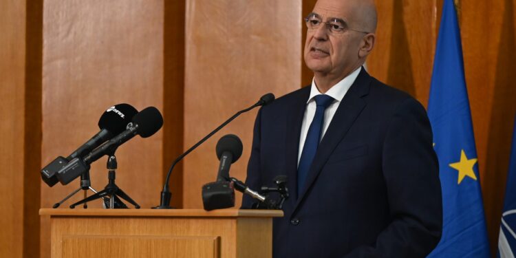 Ν. Δένδιας για Ευαγόρα Παλληκαρίδη: Τιμή στη μνήμη του ήρωα της Κύπρου 69 χρόνια μετά την εκτέλεσή του