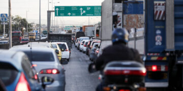 Κίνηση στους δρόμους της Αθήνας: Καθυστερήσεις σε Κηφισό, Κηφισίας και Αττική Οδό