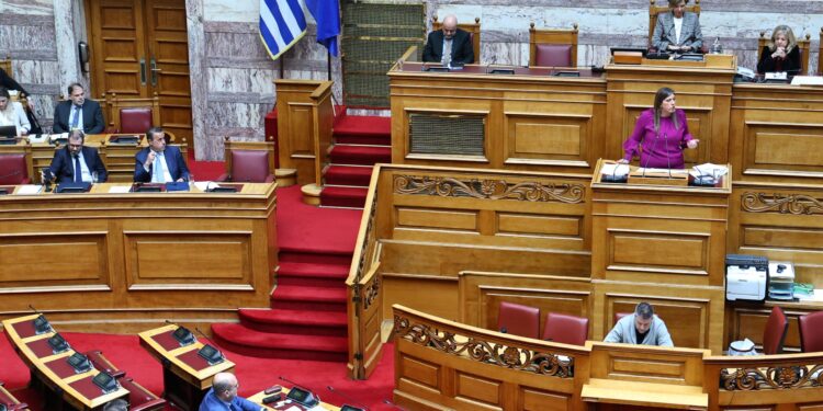 Βουλή: Στην Επιτροπή Δεοντολογίας στέλνει τα πρακτικά της σημερινής συνεδρίασης ο Νικήτας Κακλαμάνης