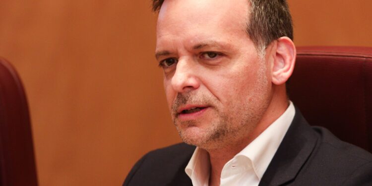 Δούκας για διαγραφή Κωνσταντινόπουλου: Δεν αντιμετωπίζονται έτσι τα προβλήματα και δεν βελτιώνεται η εικόνα του ΠΑΣΟΚ