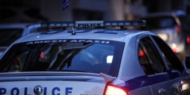 Παλαιό Φάληρο: Συνελήφθη 38χρονος για γενετήσιες πράξεις σε βάρος 14χρονης που προσέγγισε μέσω αγγελίας για ένα γατάκι