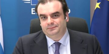 Πιερρακάκης: Κανένας πολίτης, κανένα νοικοκυριό, καμία επιχείρηση δεν θα είναι μόνη της στην κρίση