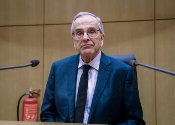 Αντιπαράθεση Σαμαρά – Μητσοτάκη: «Δεν βλέπω κανένα απολύτως περιθώριο συνεννόησης» λέει ο πρωθυπουργός