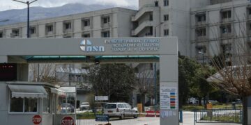 Μάχη για τη ζωή του δίνει ο 10χρονος από την Ηλεία – Παραμένει υπό βαθιά καταστολή
