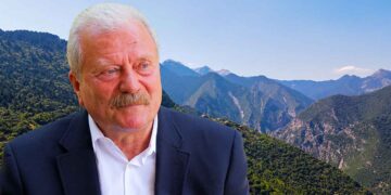 Διπλάτανος Θέρμου: «Να κλείσω τα μάτια μου εδώ» – Συγκλονιστική εξομολόγηση Έλληνα της Αμερικής (video)