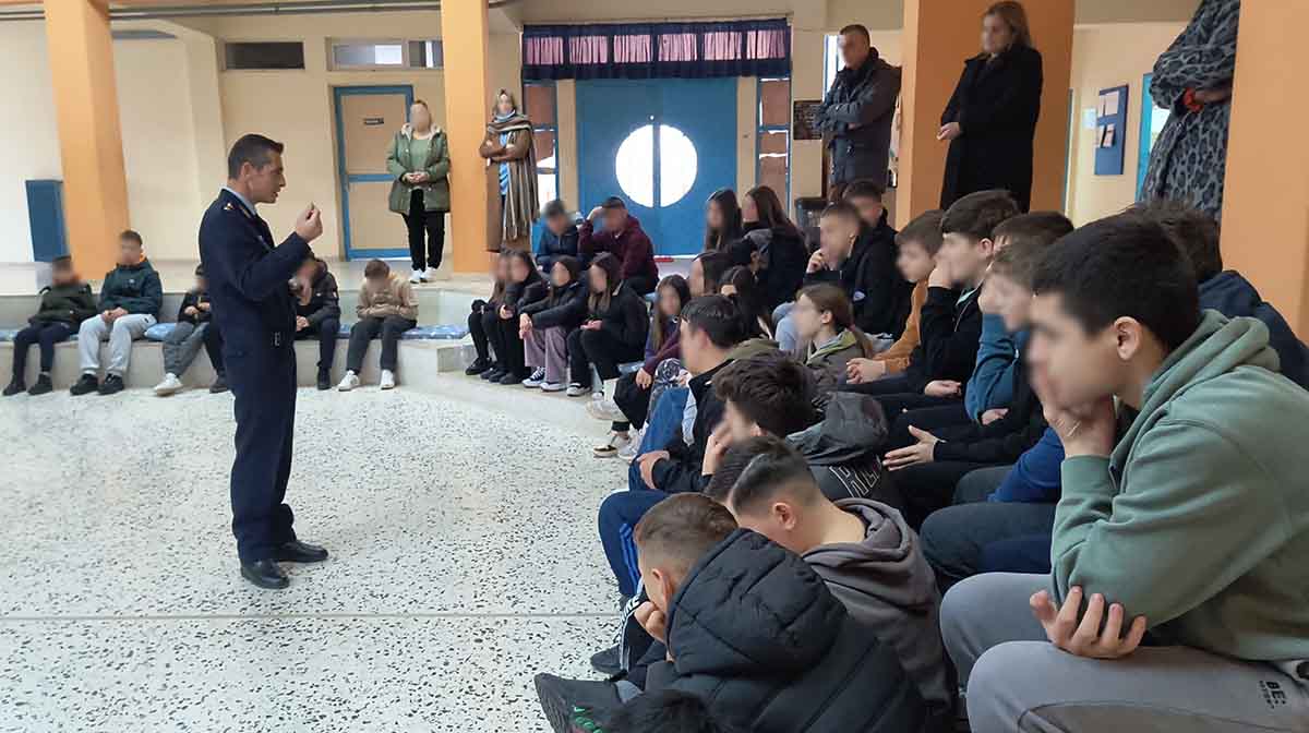 Ενημερωτικές ομιλίες σε μαθητές στο Γυμνάσιο Γουριάς Μεσολογγίου