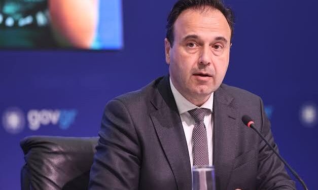 Παπαστεργίου στην ΕΡΤ Ιωαννίνων: Νέα εποχή για το gov.gr – Οπτικές ίνες στην περιφέρεια και αυστηρότεροι κανόνες για τα social media