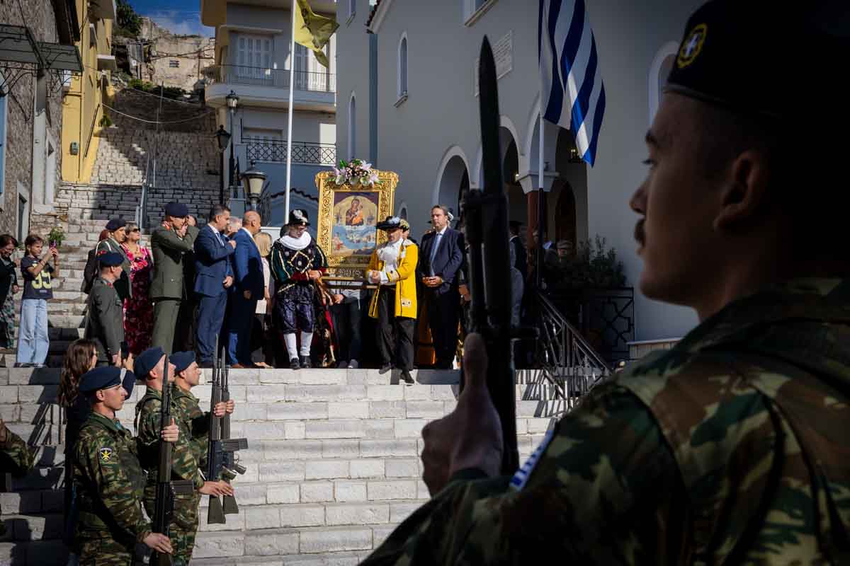 Επιμνημόσυνη Δέηση και ρίψη στεφάνων για την 454η Επέτειο της Ναυμαχίας της Ναυπάκτου (φωτο)